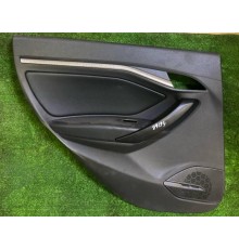 Обшивка двери задней левой Lada Vesta 2015- б/у