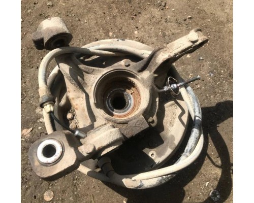 Кулак поворотный задний левый Nissan Terrano III 2014 (4WD ПОД ABS) б/у