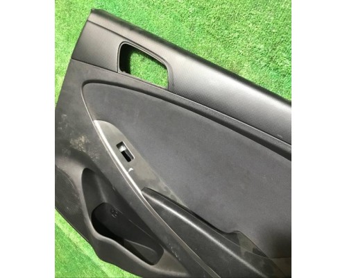 Обшивка двери задняя правая Hyundai Solaris 2015г б/у Обшивка двери задняя правая Hyundai Solaris 2015г б/у