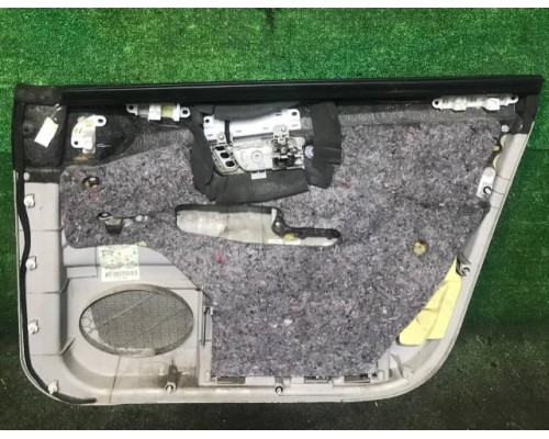 Обшивка двери передняя левая LEXUS RX 300/330/350/400h 2003-2009 б/у Обшивка двери передняя левая LEXUS RX 300/330/350/400h 2003-2009 б/у