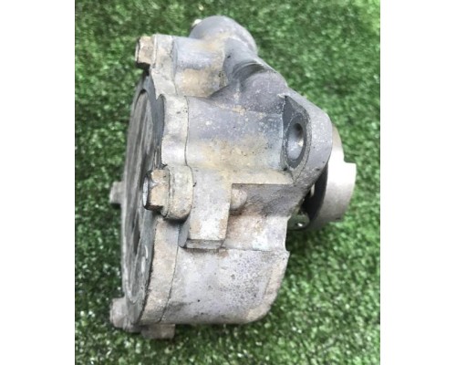 Насос вакуумный Mitsubishi L200 4N15 б.у