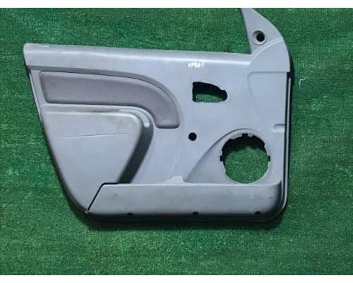 Обшивка двери передняя левая LADA Largus 2011 б/у Обшивка двери передняя левая LADA Largus 2011 б/у