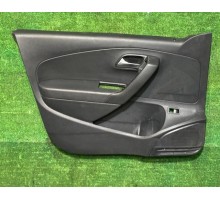 Обшивка двери передняя левая Volkswagen Polo Sedan RUS 2011-2020 б/у Обшивка двери передняя левая Volkswagen Polo Sedan RUS 2011-2020 б/у