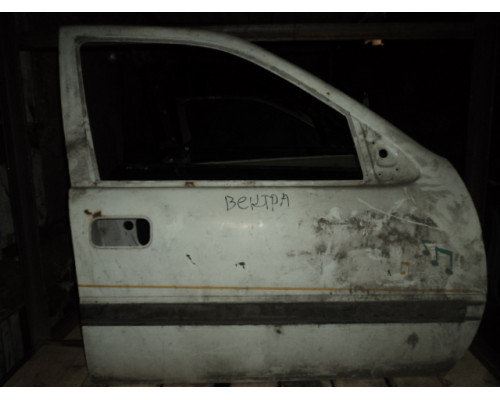 Дверь передняя правая Vectra A 1988-1995 б/у