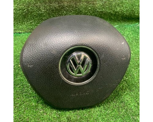 Подушка безопасности в рулевое колесо VW Polo (Sed RUS) 2011-2020  б/у
