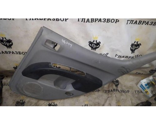Обшивка двери задняя правая Mitsubishi L200 2006- б/у
