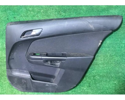 Обшивка двери задняя правая Opel Astra H 2008 б/у Обшивка двери задняя правая Opel Astra H 2008 б/у