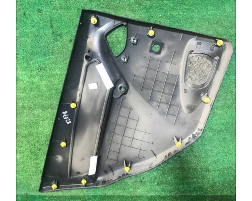 Обшивка двери задней правой Lada Granta 2011> б/у Обшивка двери задней правой Lada Granta 2011> б/у