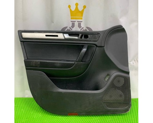 Обшивка двери пердняя левая Volkswagen Touareg 2010-2018 б/у Обшивка двери пердняя левая Volkswagen Touareg 2010-2018 б/у