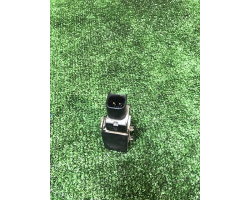 Датчик AIR BAG Mazda 6 GG 02-07 б/у Датчик AIR BAG Mazda 6 GG 02-07 б/у