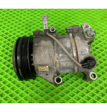 Компрессор кондиционера Toyota Sienta 2016 2NRFKE б/у