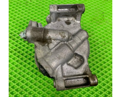 Компрессор кондиционера Toyota Sienta 2016 2NRFKE б/у