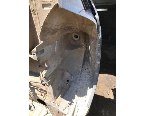 Крыло заднее правое Nissan Terrano III 2014 б/у