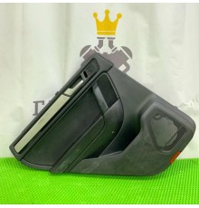 Обшивка двери задняя левая Volkswagen Touareg 2010-2018 б/у