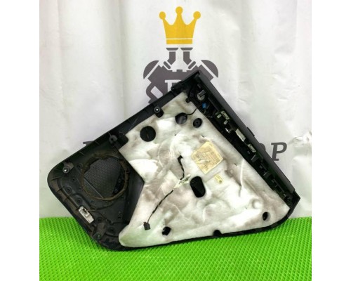 Обшивка двери задняя левая Volkswagen Touareg 2010-2018 б/у Обшивка двери задняя левая Volkswagen Touareg 2010-2018 б/у