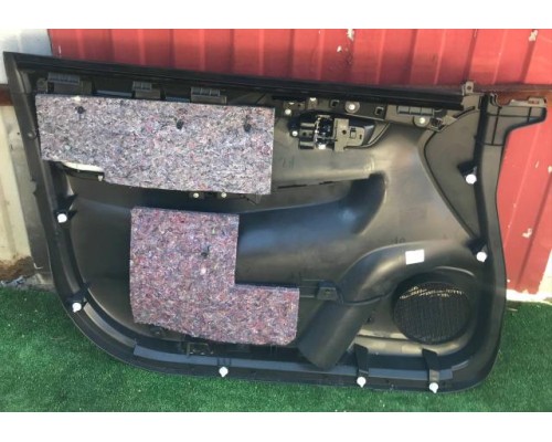 Обшивка двери передней правая Mitsubishi Pajero/Montero Sport (KS) 2015> б/у