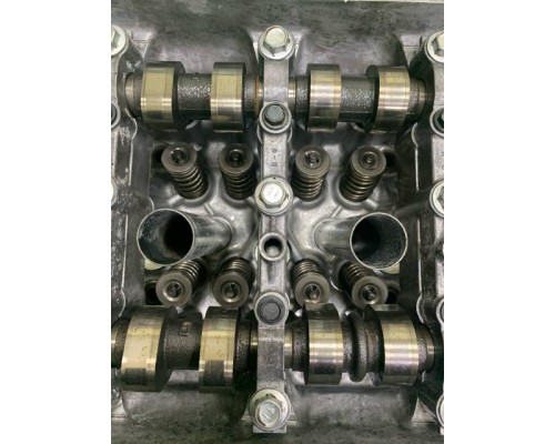 Головка блока Toyota Corolla 150 (1.6 1ZRFE) б/у