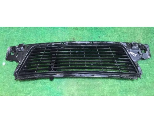 Решетка в бампер центральная Nissan Terrano III 2014 - 622542727r б/у Решетка в бампер центральная Nissan Terrano III 2014 - 622542727r б/у