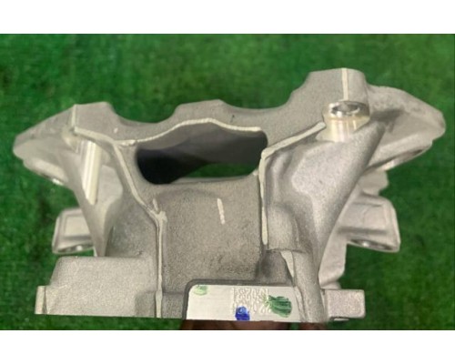 Коллектор впускной Toyota Land Cruiser (300) 2021> (V35A 3,5) б/у Коллектор впускной Toyota Land Cruiser (300) 2021> (V35A 3,5) б/у