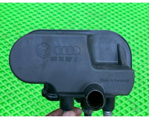 Корпус масляного фильтра Volkswagen Passat [B6] 2005-2010 (2.0 BLR 06D115397J) б/у