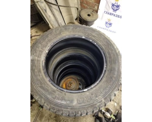 Шина зима липа Yokohama Geolandar I/T G072 235/60 R16  б/у