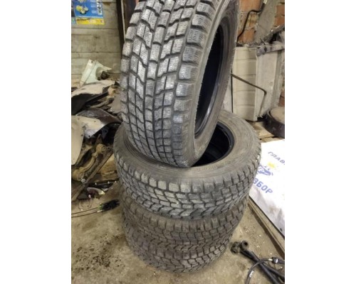 Шина зима липа Yokohama Geolandar I/T G072 235/60 R16  б/у