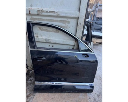 Дверь передняя правая Touareg 2010> б/у