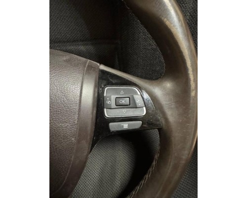 Руль Volkswagen Touareg 2010-2018 (В СБОРЕ С ПОДУШКОЙ) б/у